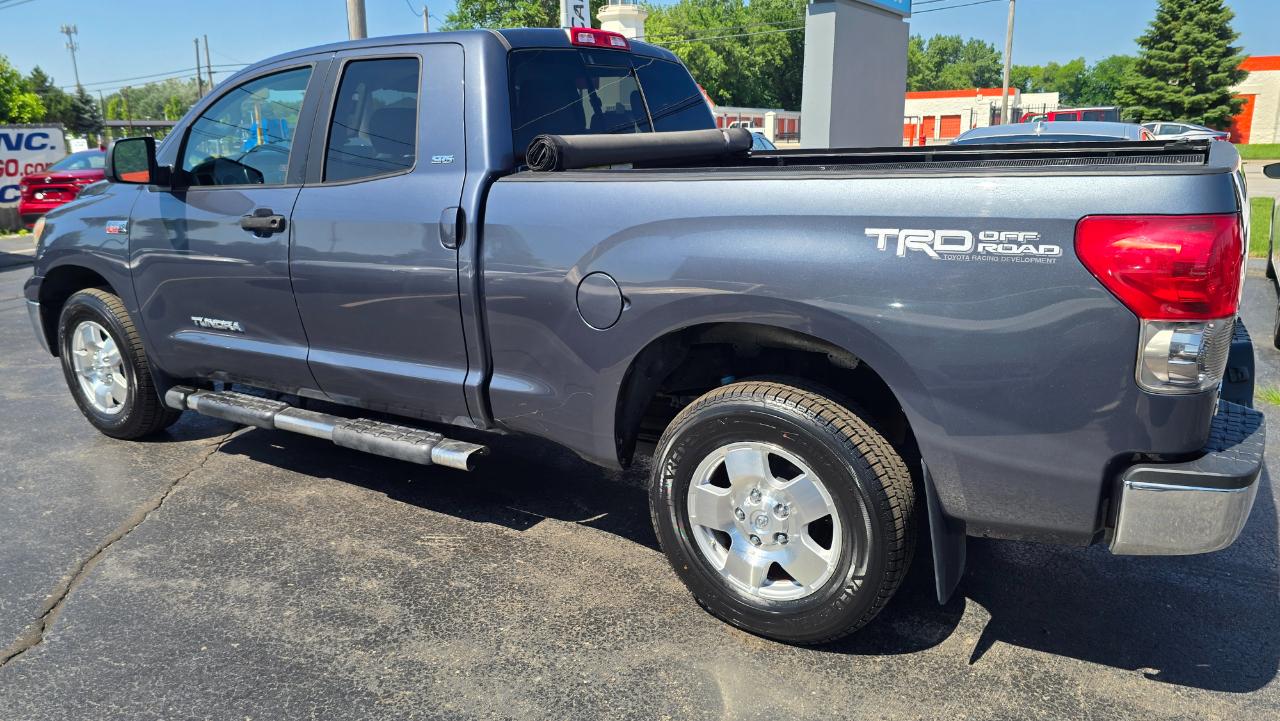Toyota Tundra SR5 Double Cab 5.7L 4WD 2008