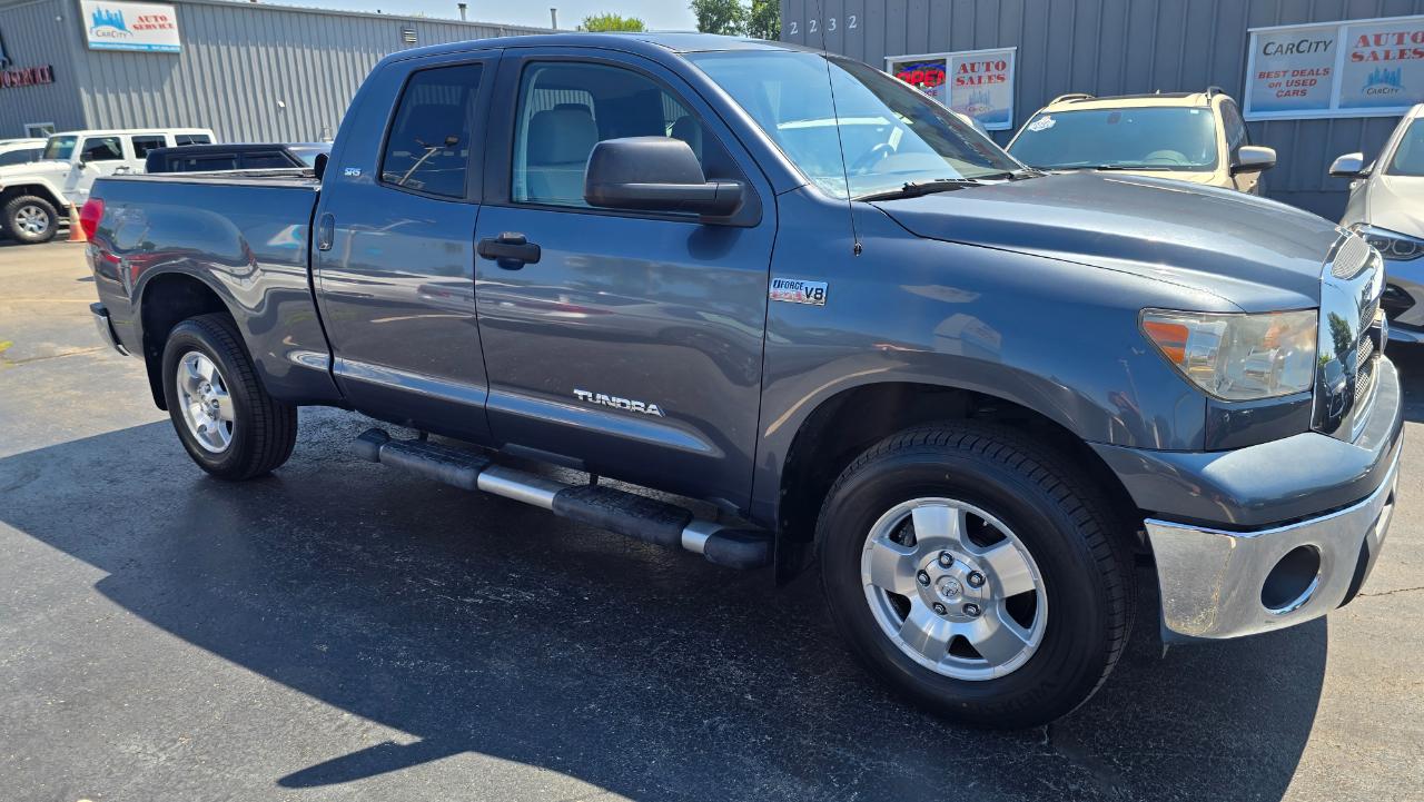 Toyota Tundra SR5 Double Cab 5.7L 4WD 2008