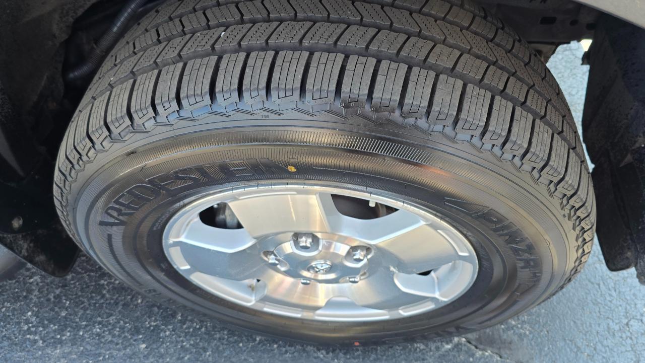 Toyota Tundra SR5 Double Cab 5.7L 4WD 2008