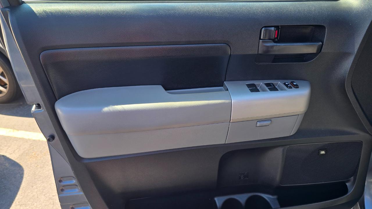 Toyota Tundra SR5 Double Cab 5.7L 4WD 2008