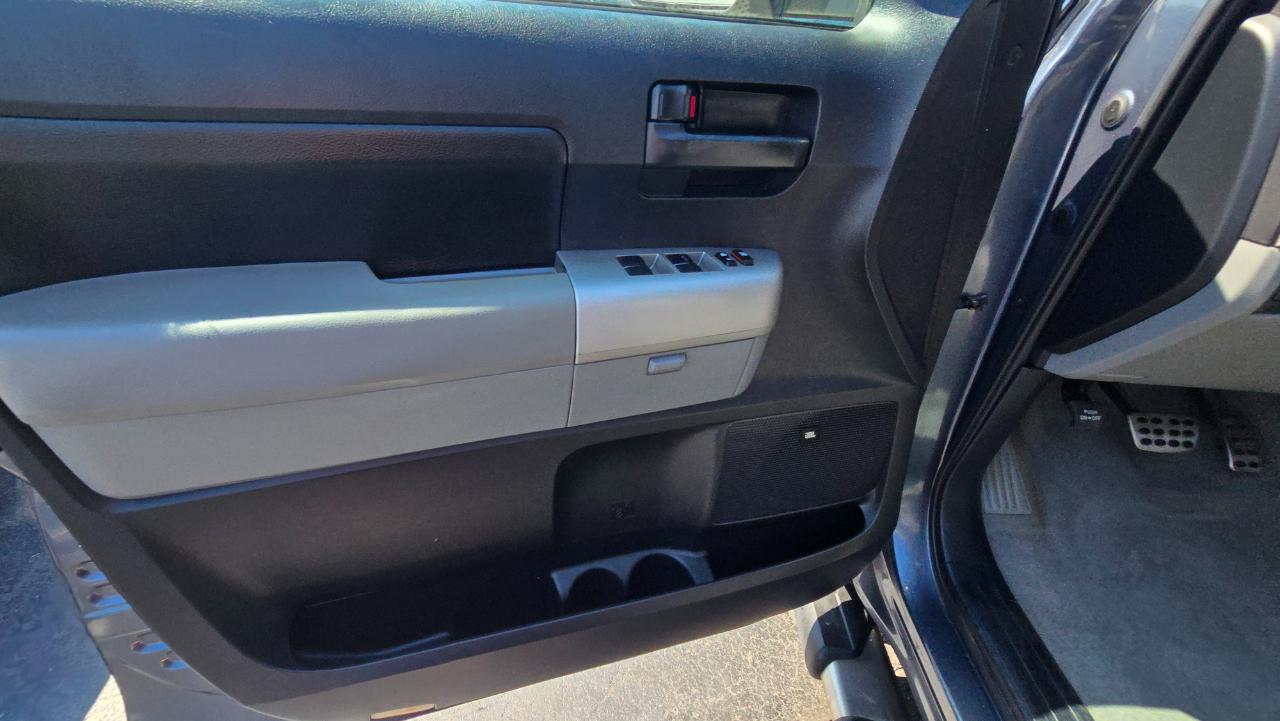 Toyota Tundra SR5 Double Cab 5.7L 4WD 2008