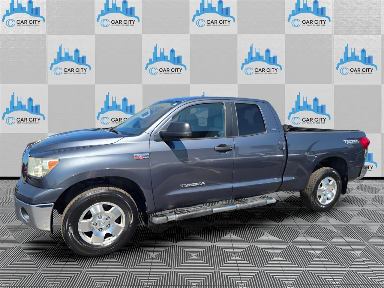 Toyota Tundra SR5 Double Cab 5.7L 4WD 2008