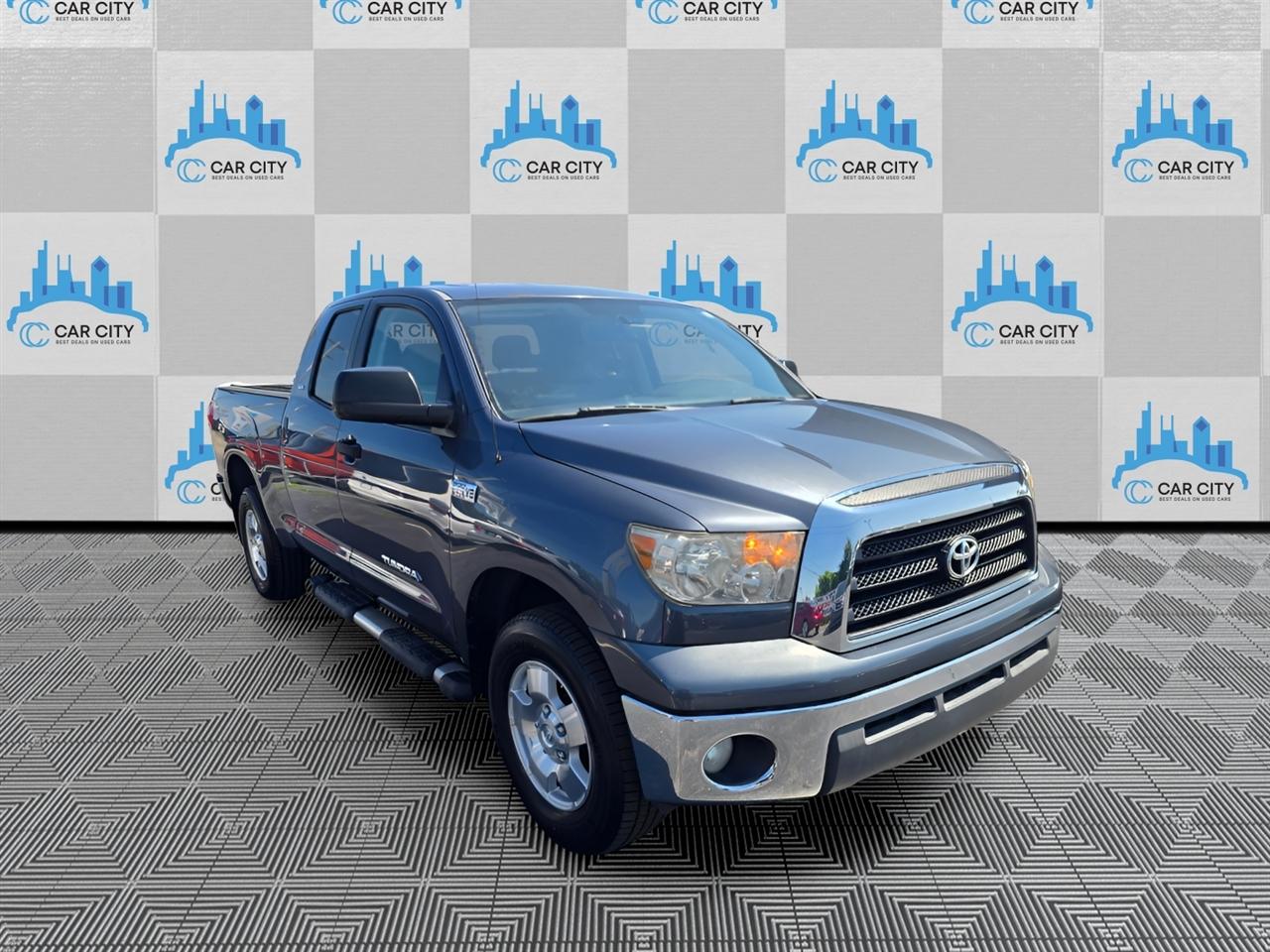 Toyota Tundra SR5 Double Cab 5.7L 4WD 2008