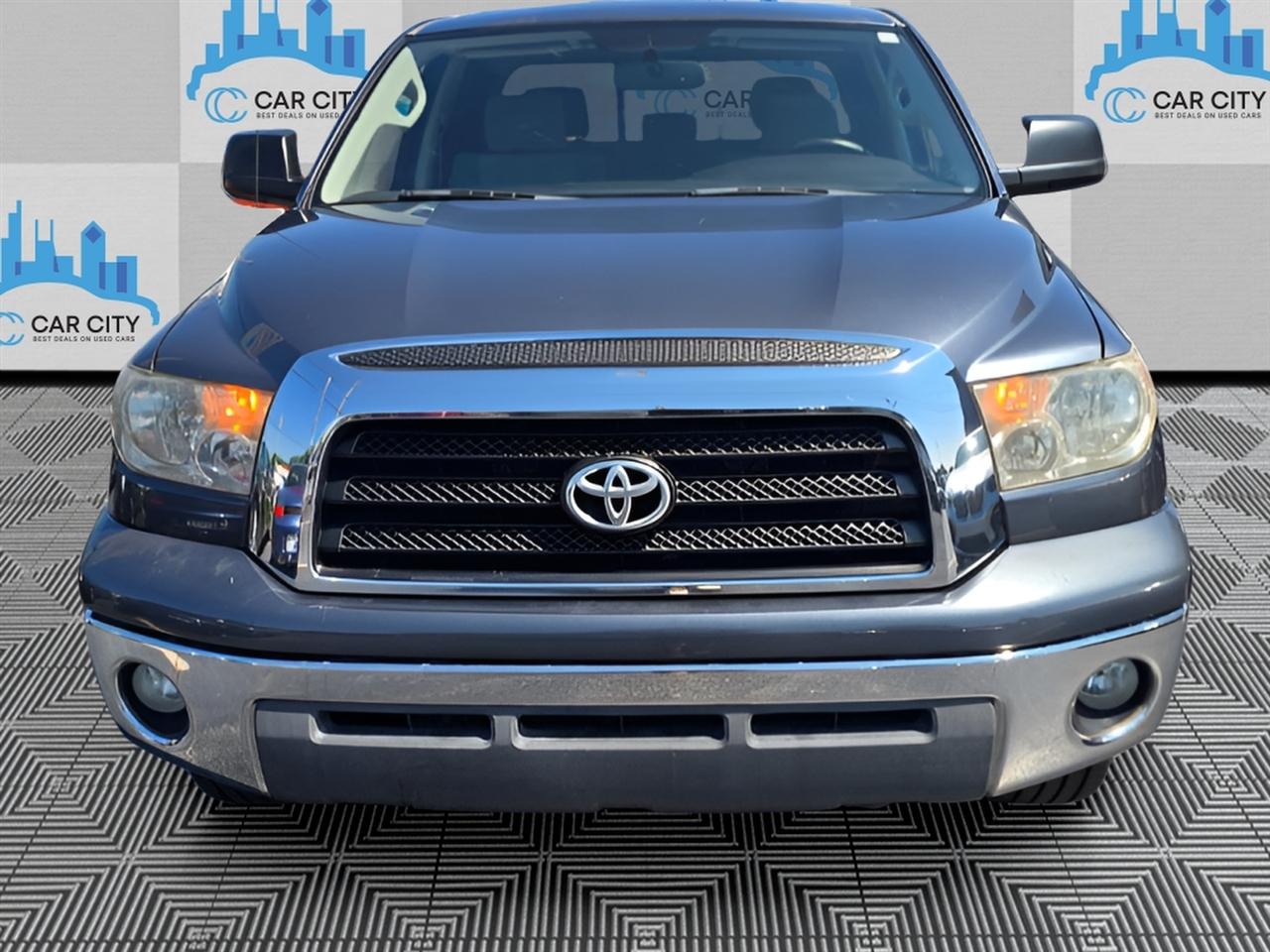 Toyota Tundra SR5 Double Cab 5.7L 4WD 2008