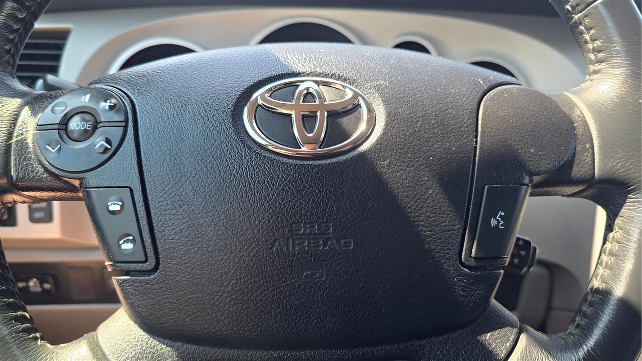 Toyota Tundra SR5 Double Cab 5.7L 4WD 2008