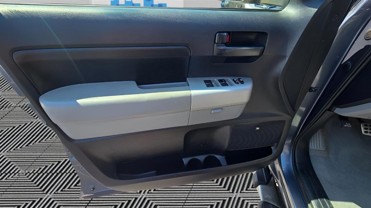 Toyota Tundra SR5 Double Cab 5.7L 4WD 2008