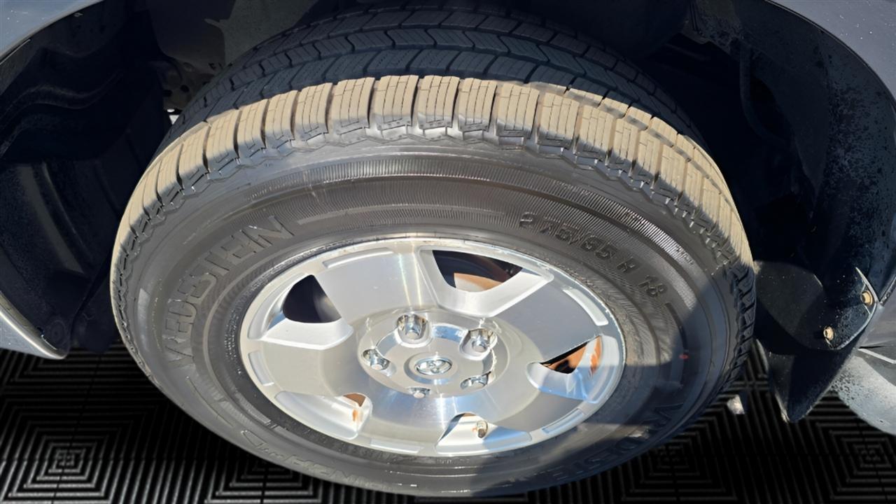 Toyota Tundra SR5 Double Cab 5.7L 4WD 2008