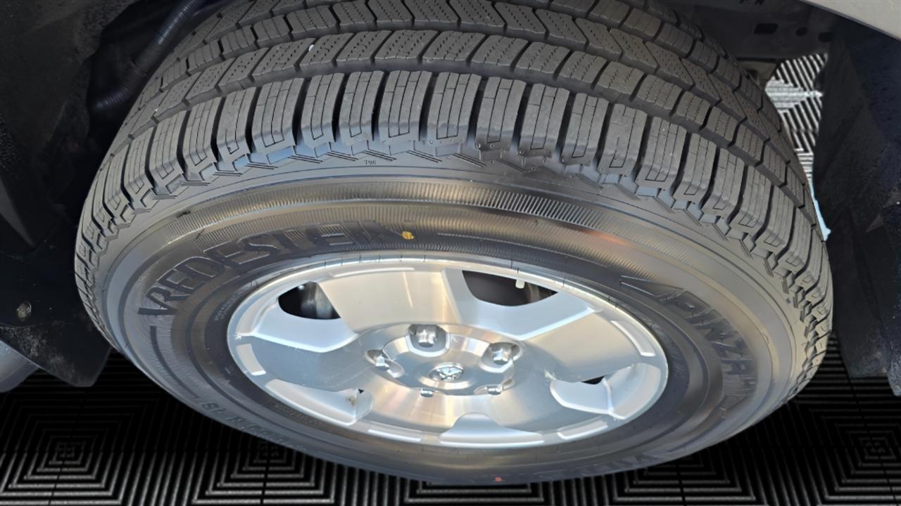 Toyota Tundra SR5 Double Cab 5.7L 4WD 2008