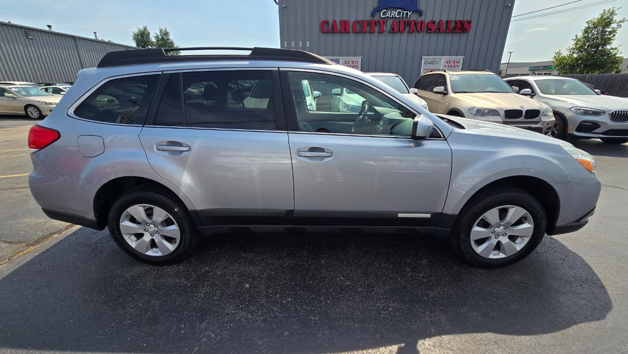Subaru Outback 2.5i Premium 2012