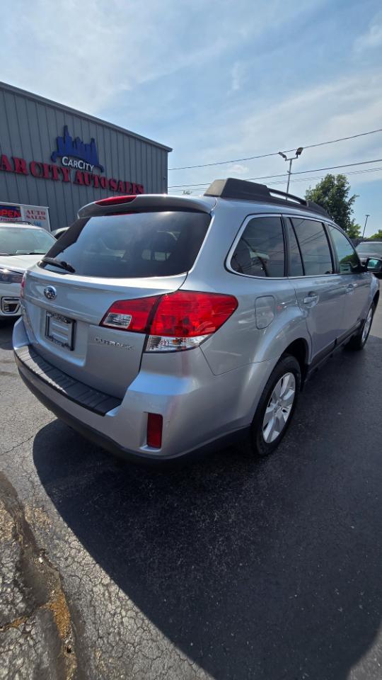 Subaru Outback 2.5i Premium 2012