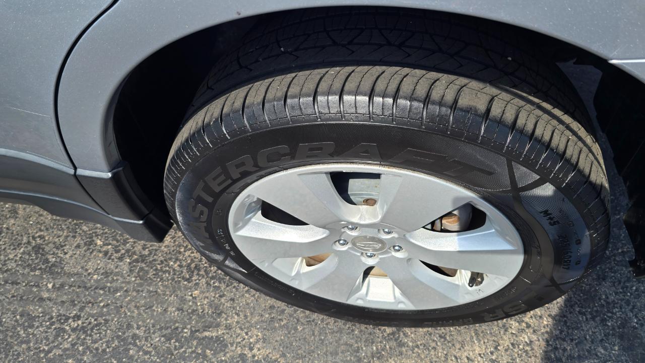Subaru Outback 2.5i Premium 2012