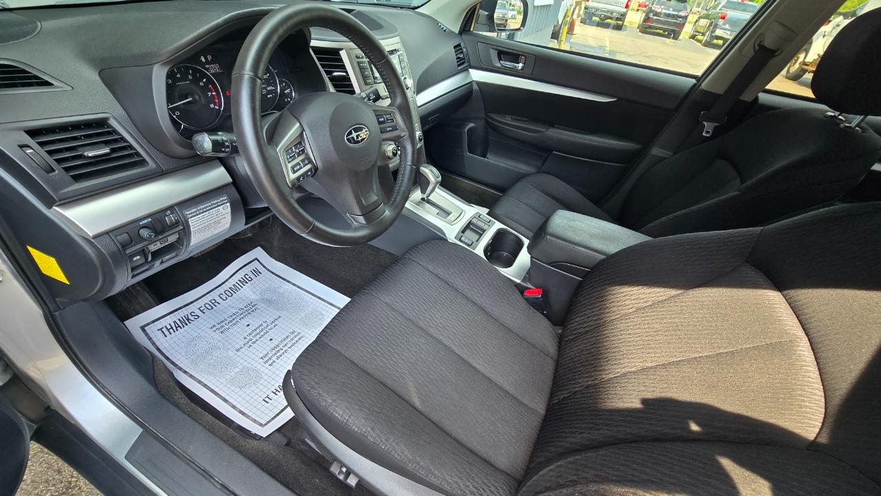 Subaru Outback 2.5i Premium 2012
