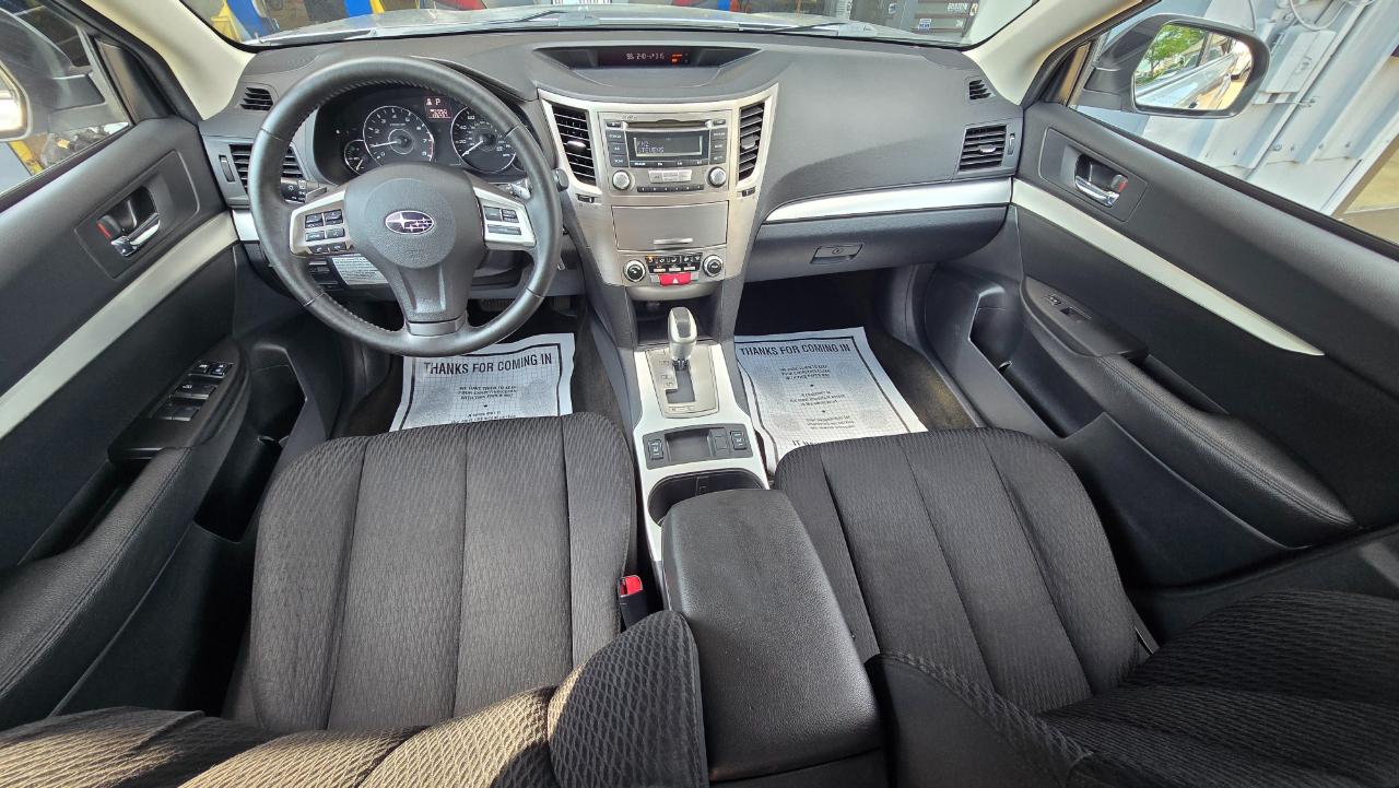 Subaru Outback 2.5i Premium 2012