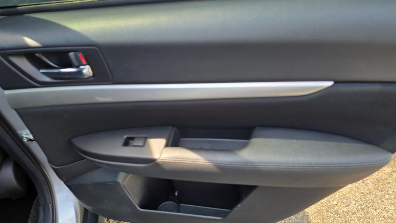 Subaru Outback 2.5i Premium 2012