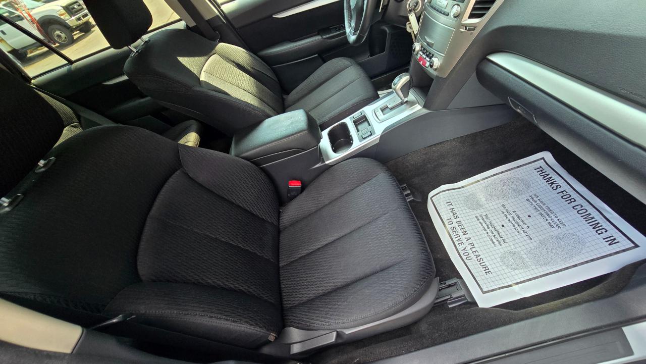 Subaru Outback 2.5i Premium 2012