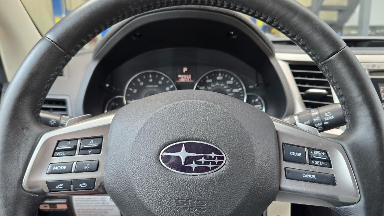 Subaru Outback 2.5i Premium 2012