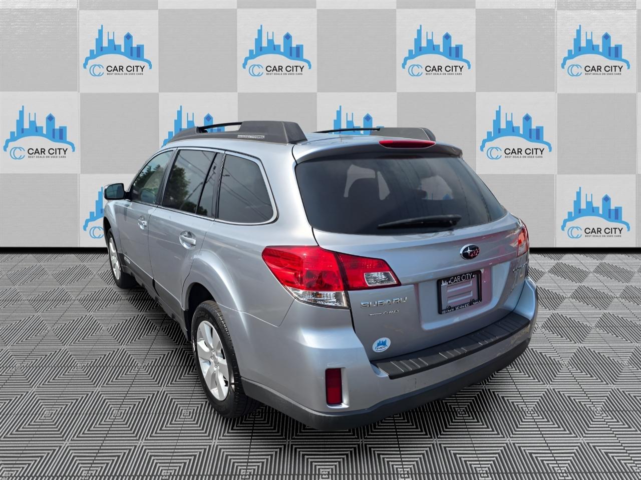 Subaru Outback 2.5i Premium 2012