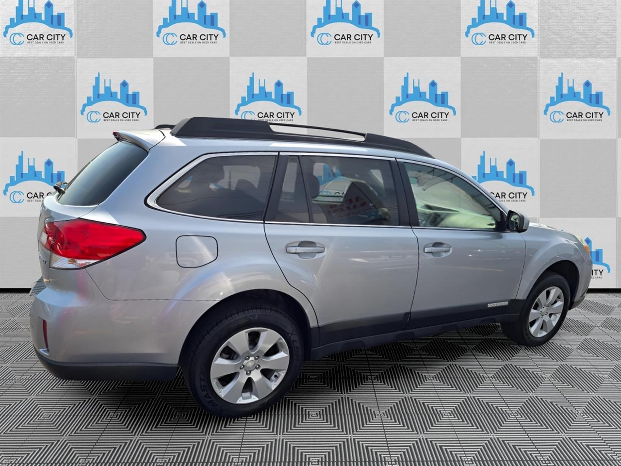 Subaru Outback 2.5i Premium 2012
