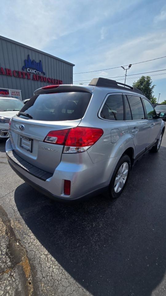 Subaru Outback 2.5i Premium 2012
