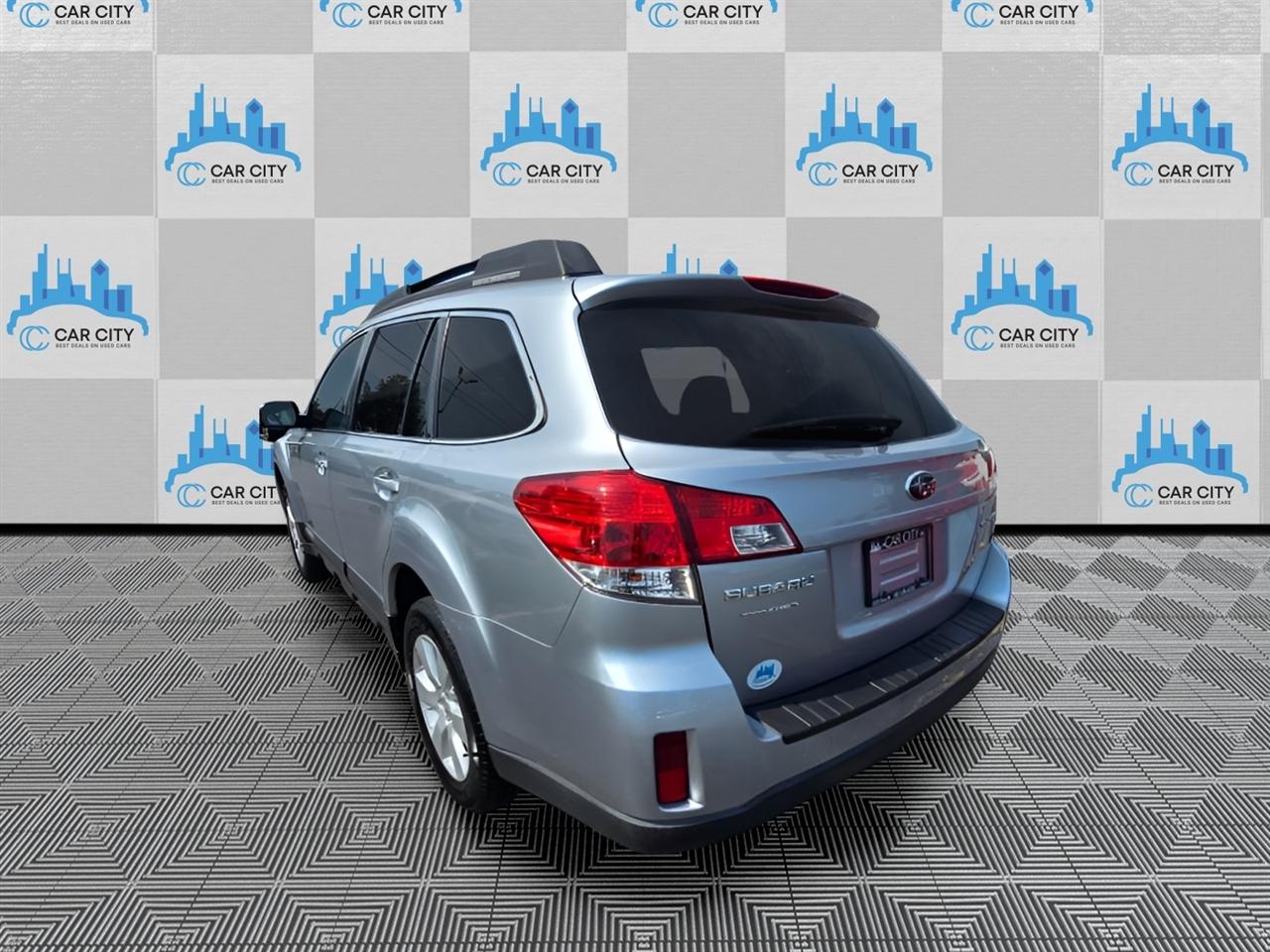 Subaru Outback 2.5i Premium 2012