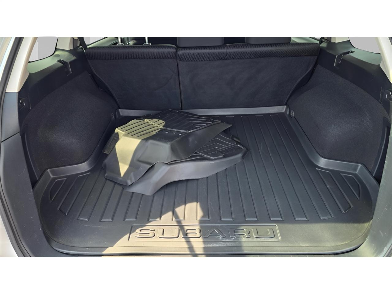 Subaru Outback 2.5i Premium 2012