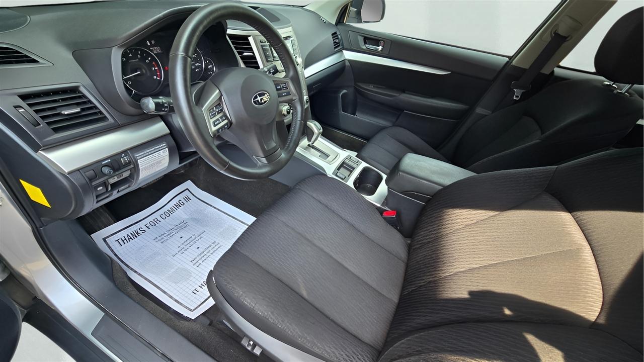 Subaru Outback 2.5i Premium 2012