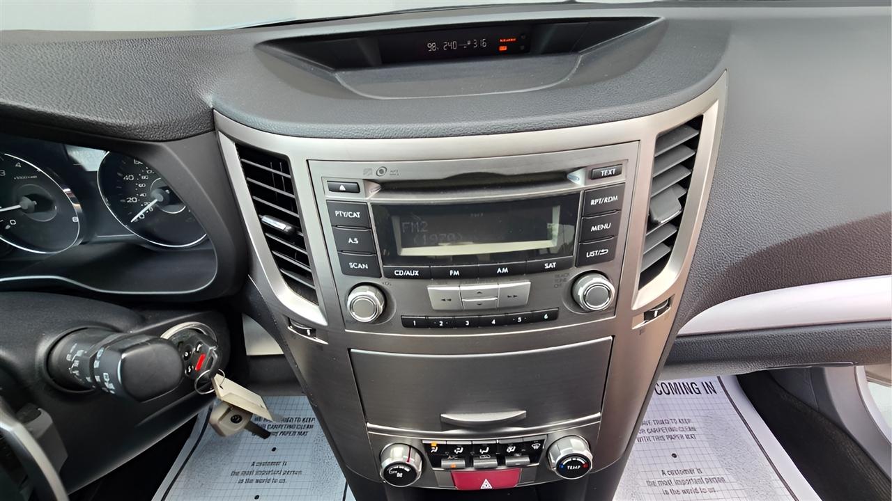 Subaru Outback 2.5i Premium 2012