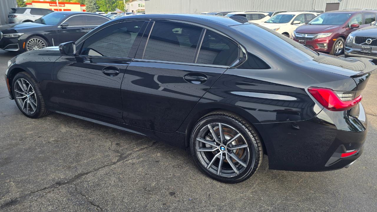 BMW 3-Series 330i xDrive 2020