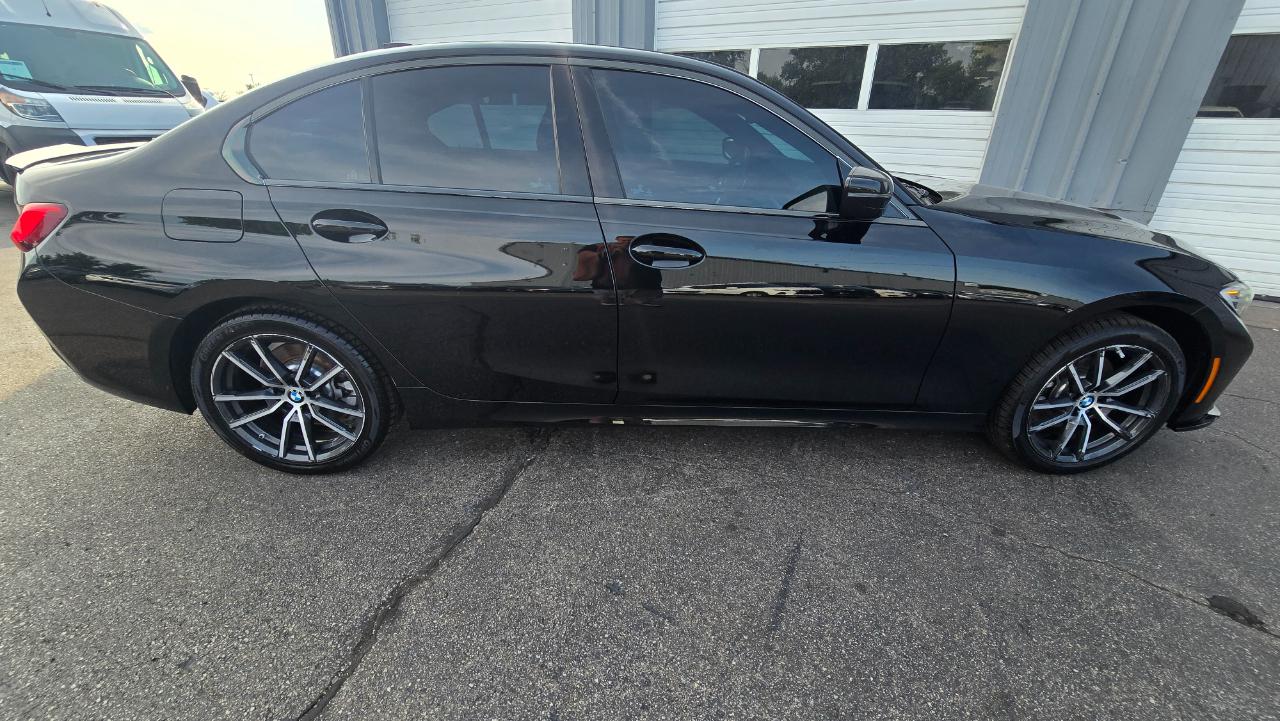 BMW 3-Series 330i xDrive 2020