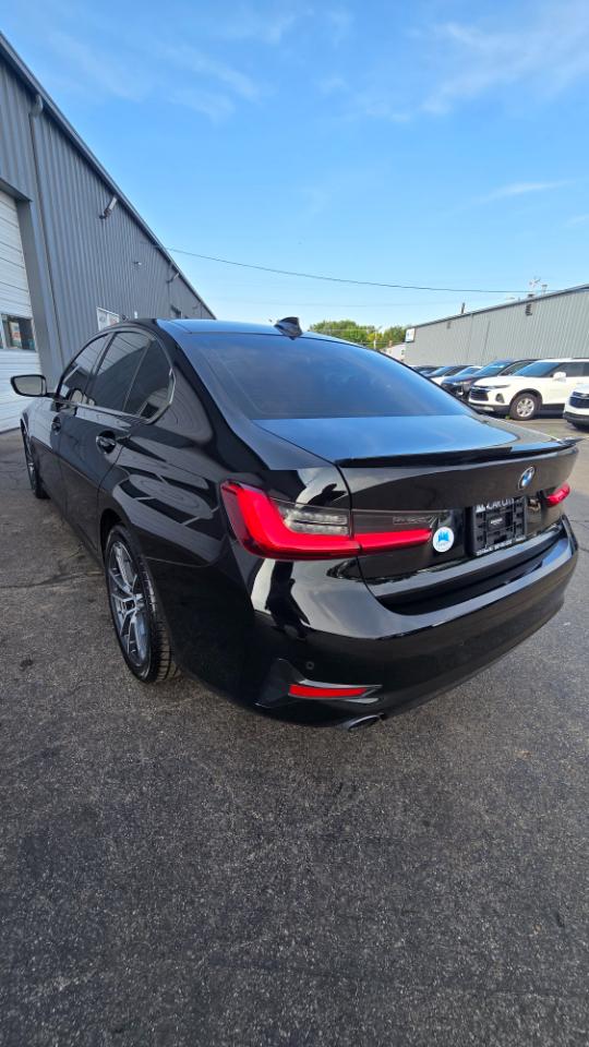 BMW 3-Series 330i xDrive 2020