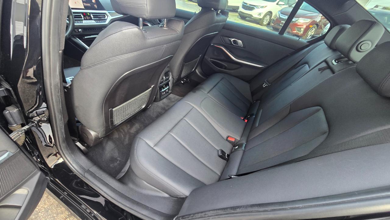 BMW 3-Series 330i xDrive 2020