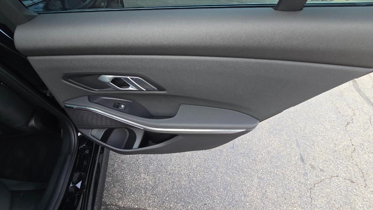 BMW 3-Series 330i xDrive 2020