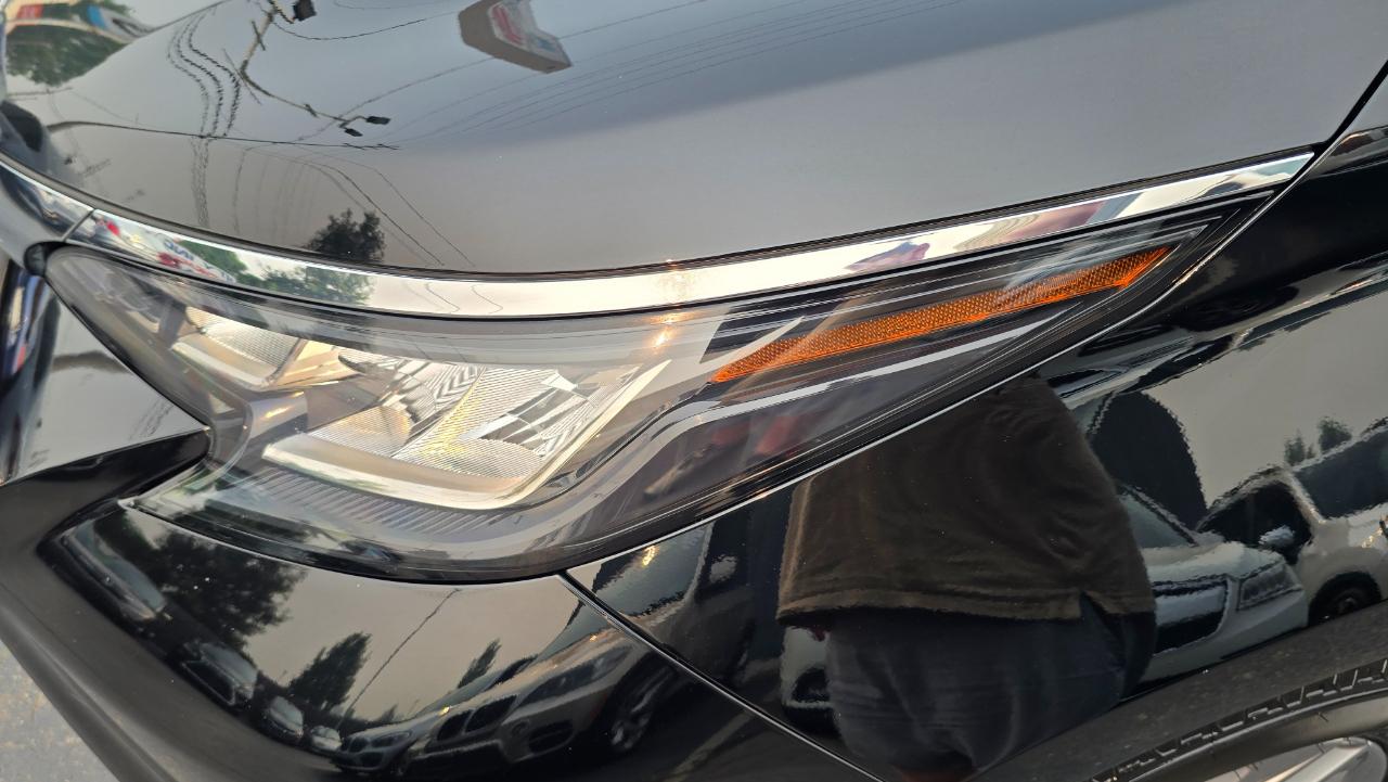Toyota Sienna XLE 7-Passenger 2023