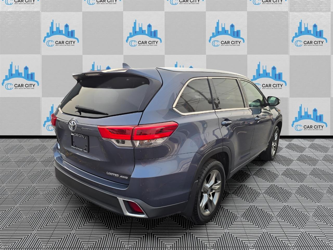 Toyota Highlander Limited AWD V6 2018