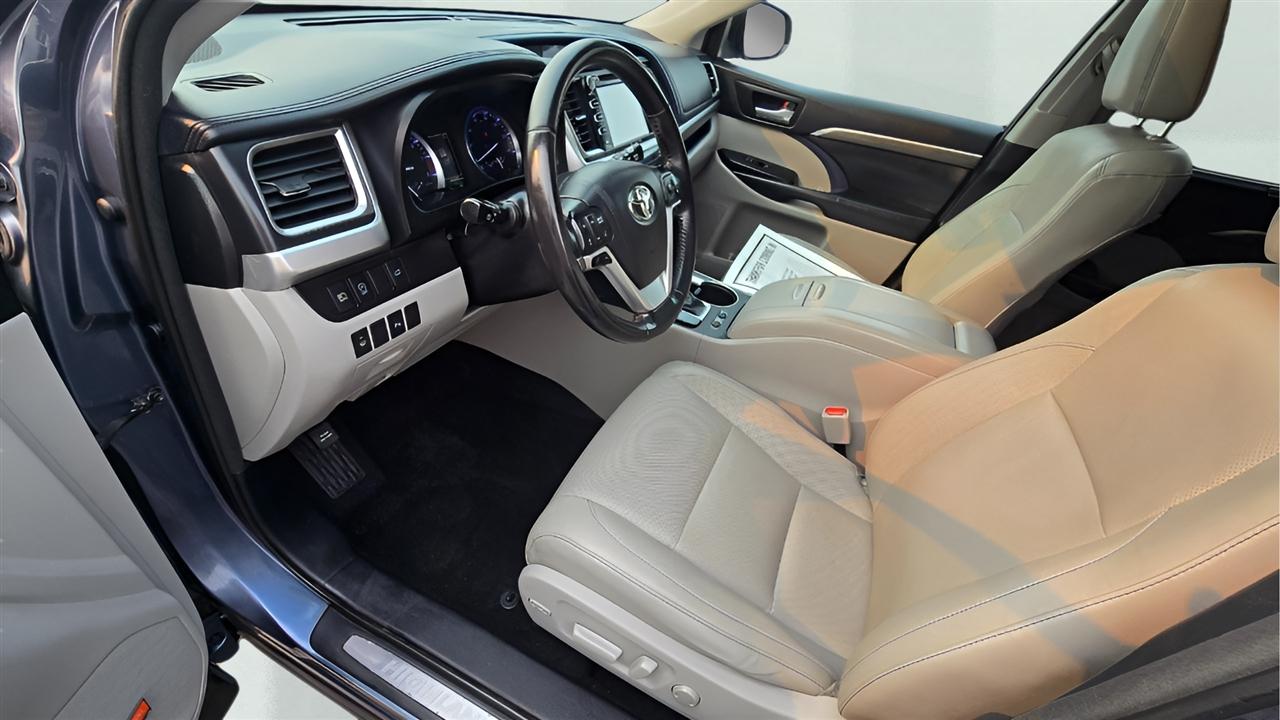 Toyota Highlander Limited AWD V6 2018