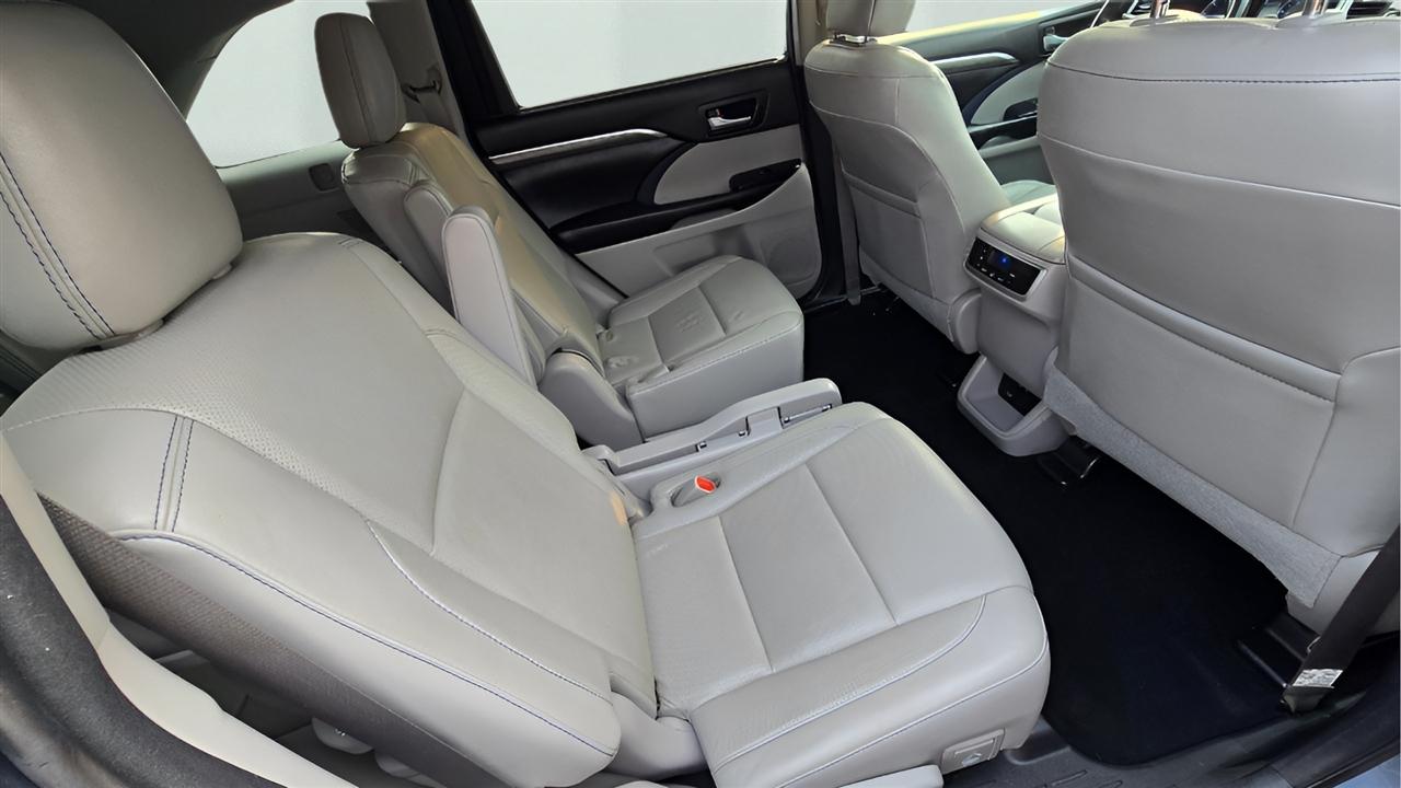 Toyota Highlander Limited AWD V6 2018