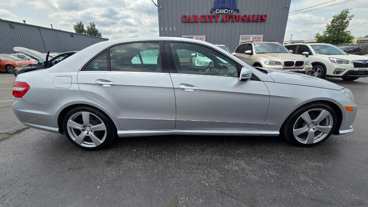 Mercedes-Benz E-Class E350 Sedan 4MATIC 2011