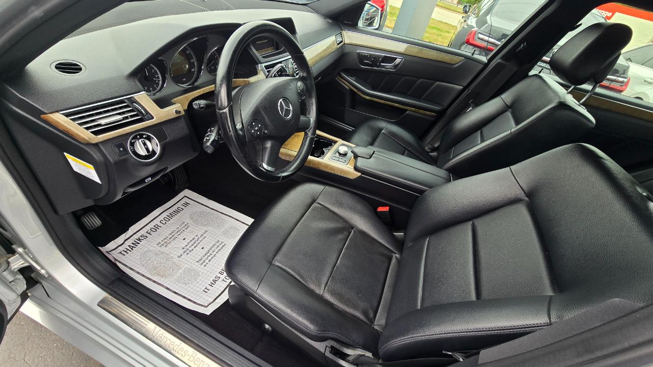 Mercedes-Benz E-Class E350 Sedan 4MATIC 2011