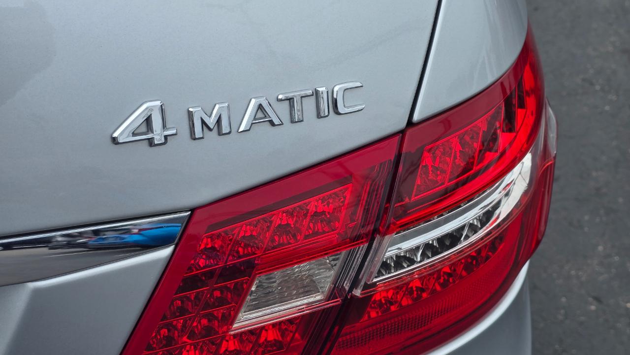 Mercedes-Benz E-Class E350 Sedan 4MATIC 2011