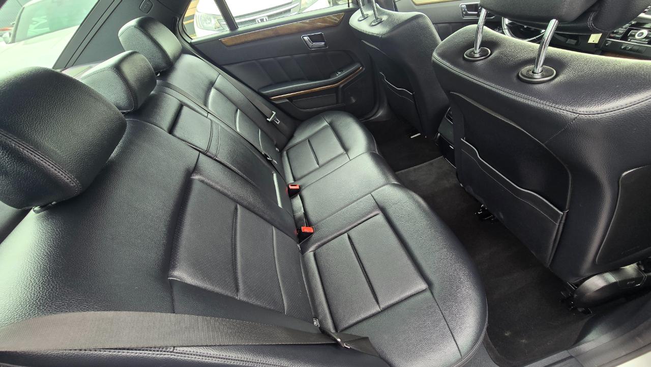 Mercedes-Benz E-Class E350 Sedan 4MATIC 2011