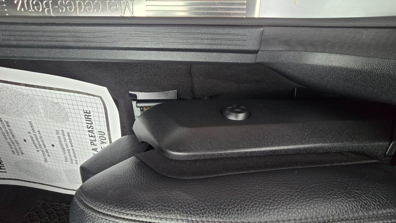 Mercedes-Benz E-Class E350 Sedan 4MATIC 2011