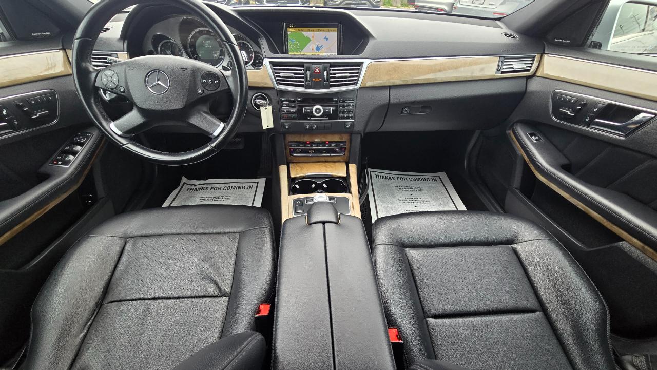 Mercedes-Benz E-Class E350 Sedan 4MATIC 2011