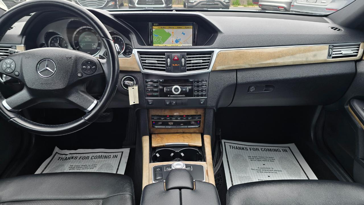 Mercedes-Benz E-Class E350 Sedan 4MATIC 2011