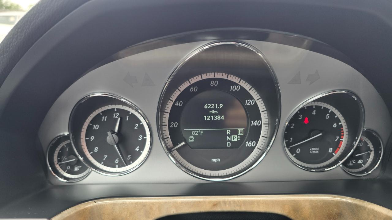Mercedes-Benz E-Class E350 Sedan 4MATIC 2011