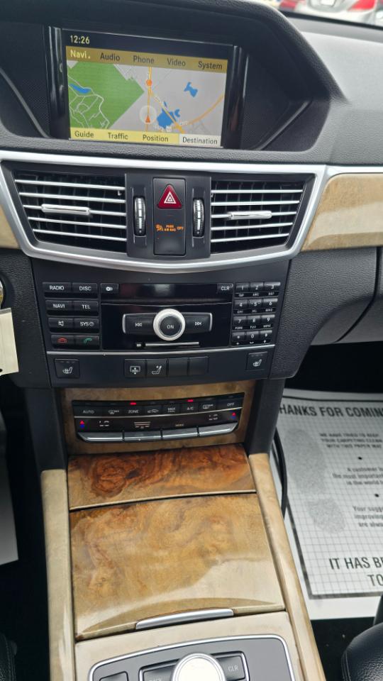 Mercedes-Benz E-Class E350 Sedan 4MATIC 2011