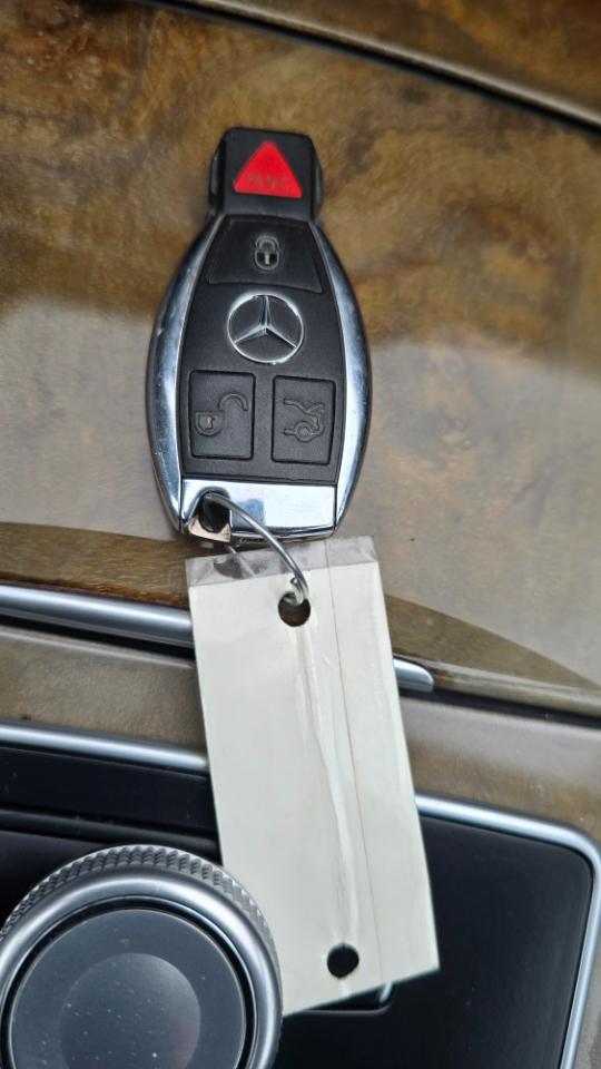 Mercedes-Benz E-Class E350 Sedan 4MATIC 2011