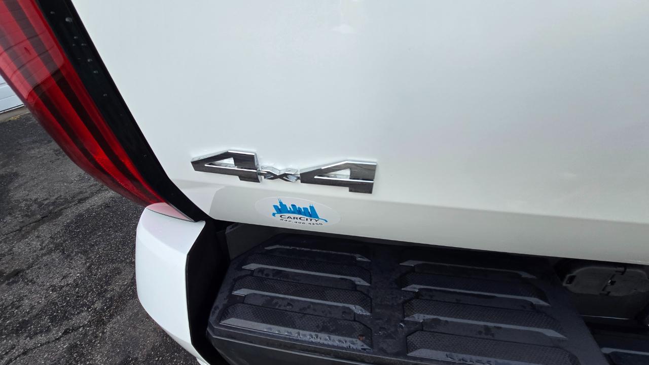 Toyota Tundra SR5 CrewMax 4WD 2023