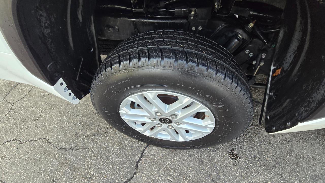 Toyota Tundra SR5 CrewMax 4WD 2023