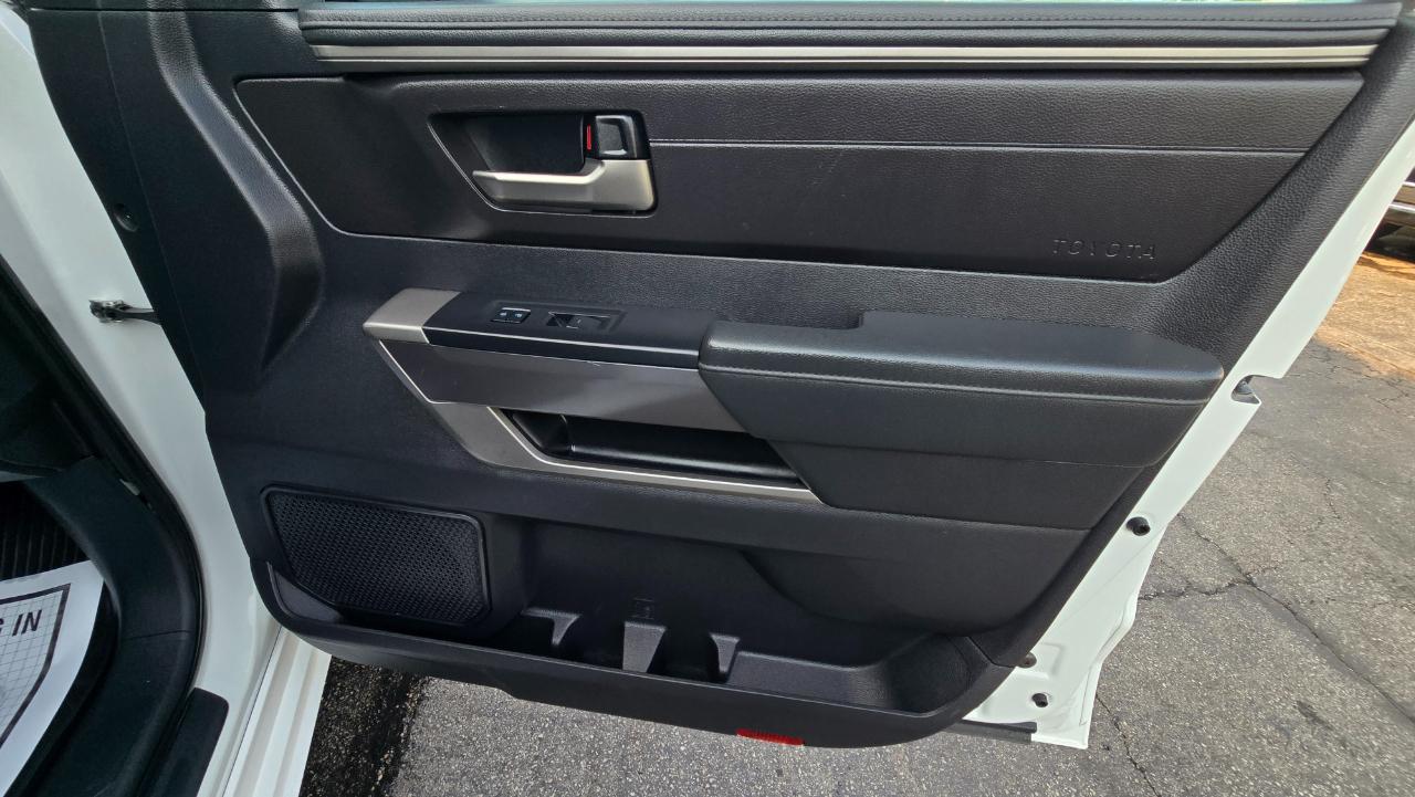 Toyota Tundra SR5 CrewMax 4WD 2023