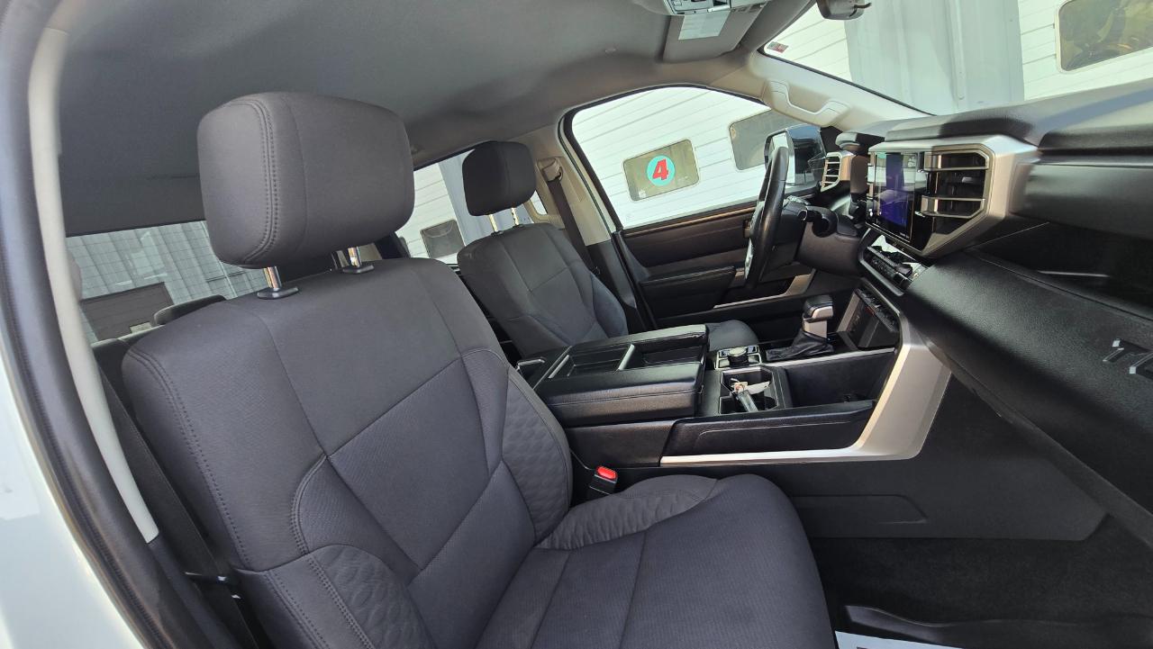 Toyota Tundra SR5 CrewMax 4WD 2023